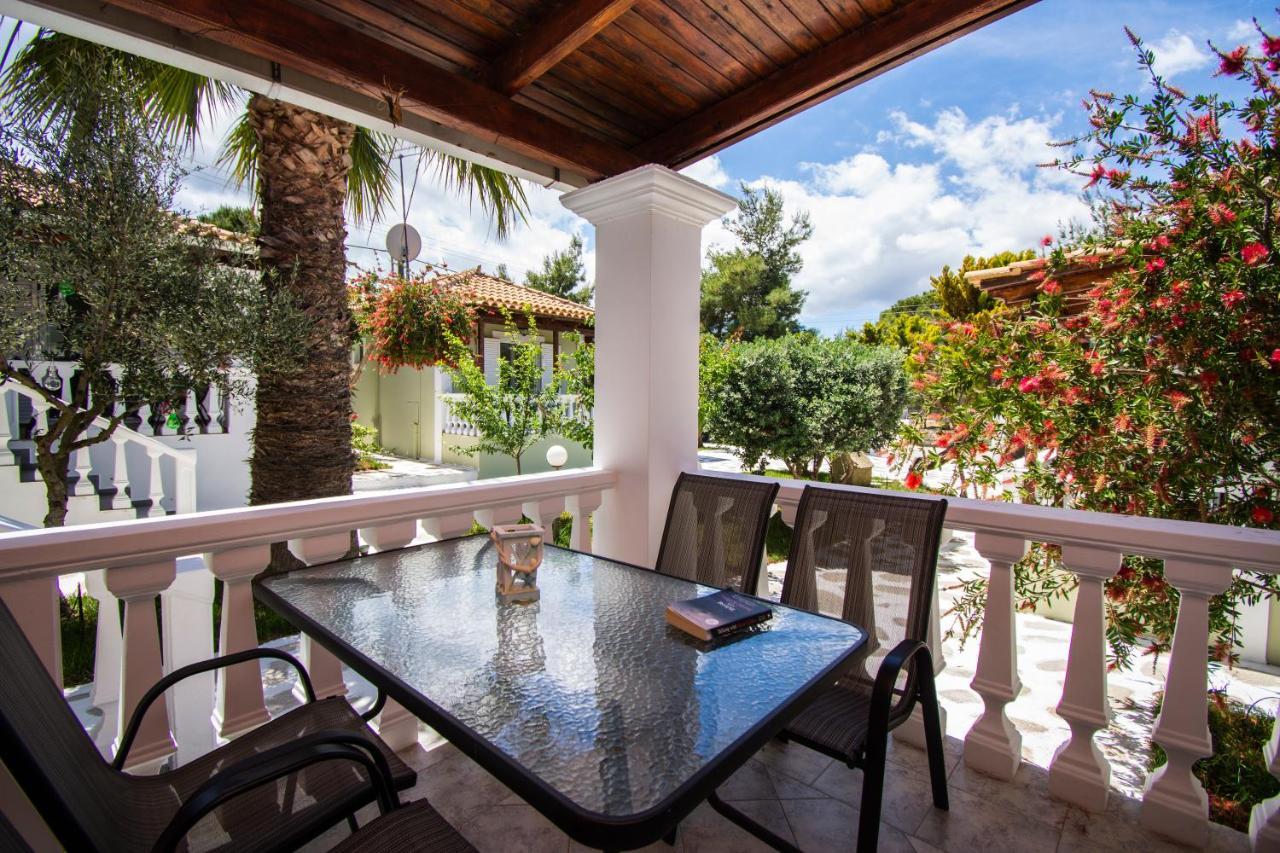 Villas Margaris Kalamákion Екстериор снимка