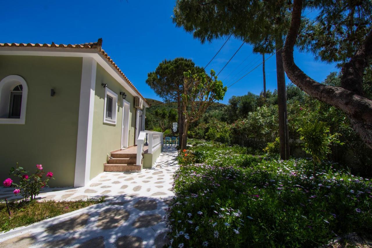 Villas Margaris Kalamákion Екстериор снимка