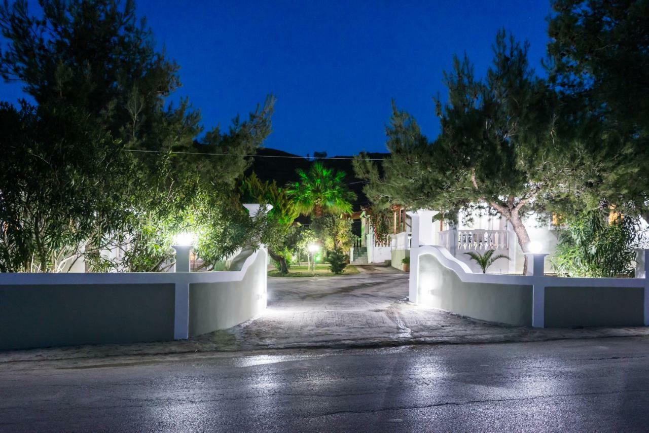 Villas Margaris Kalamákion Екстериор снимка