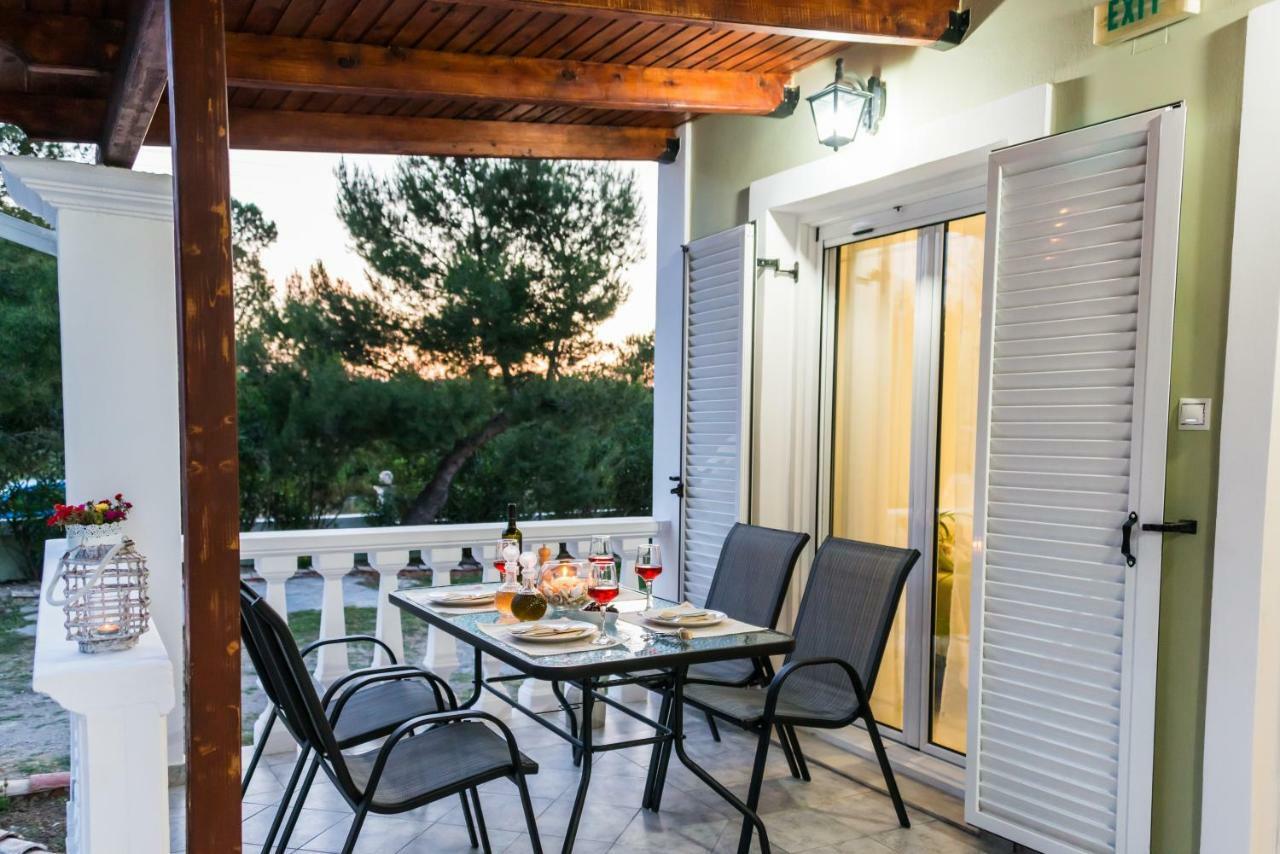 Villas Margaris Kalamákion Екстериор снимка